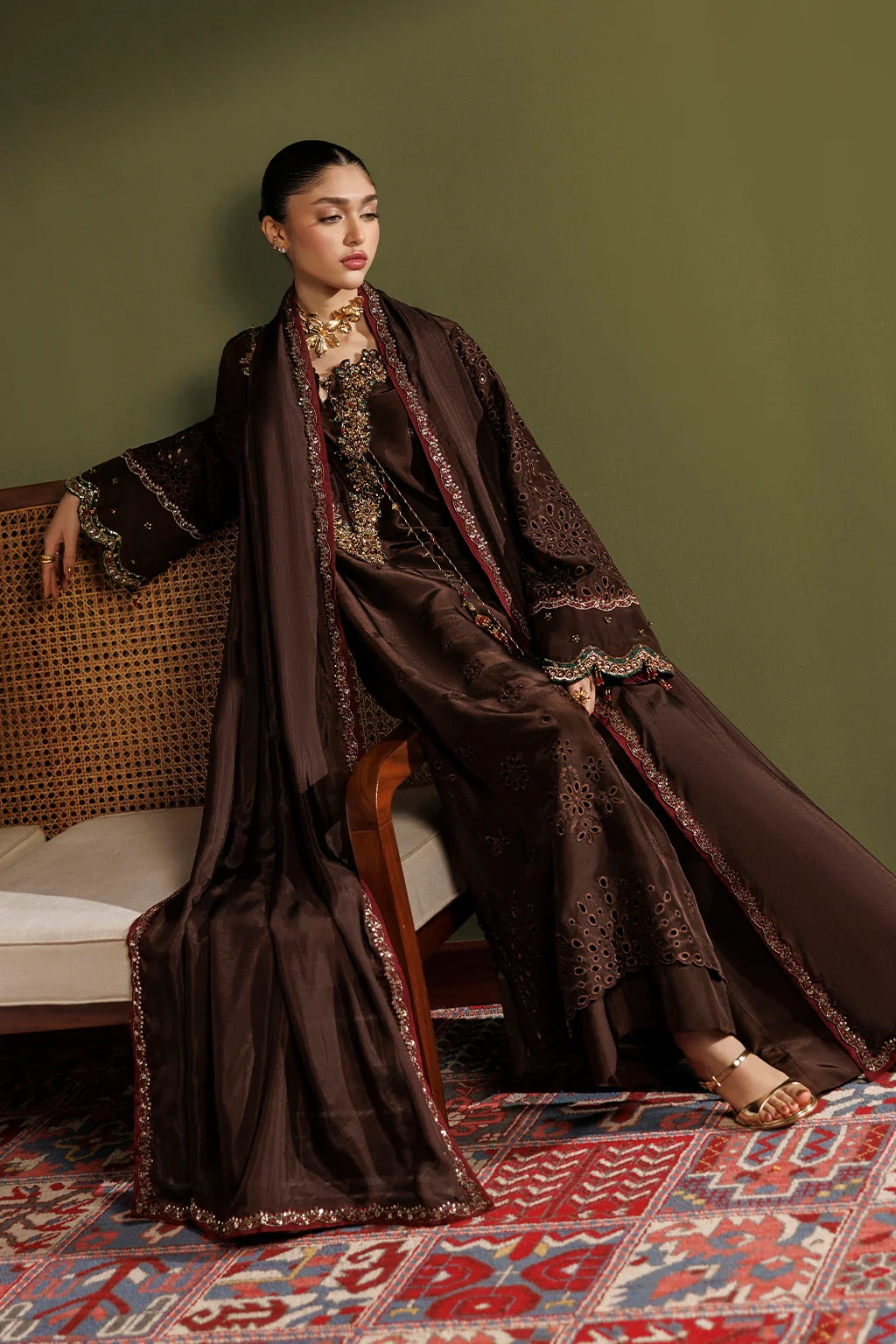 UE-721 Embroidered Ramen Silk | Festive Formals ‘26 | Iznik