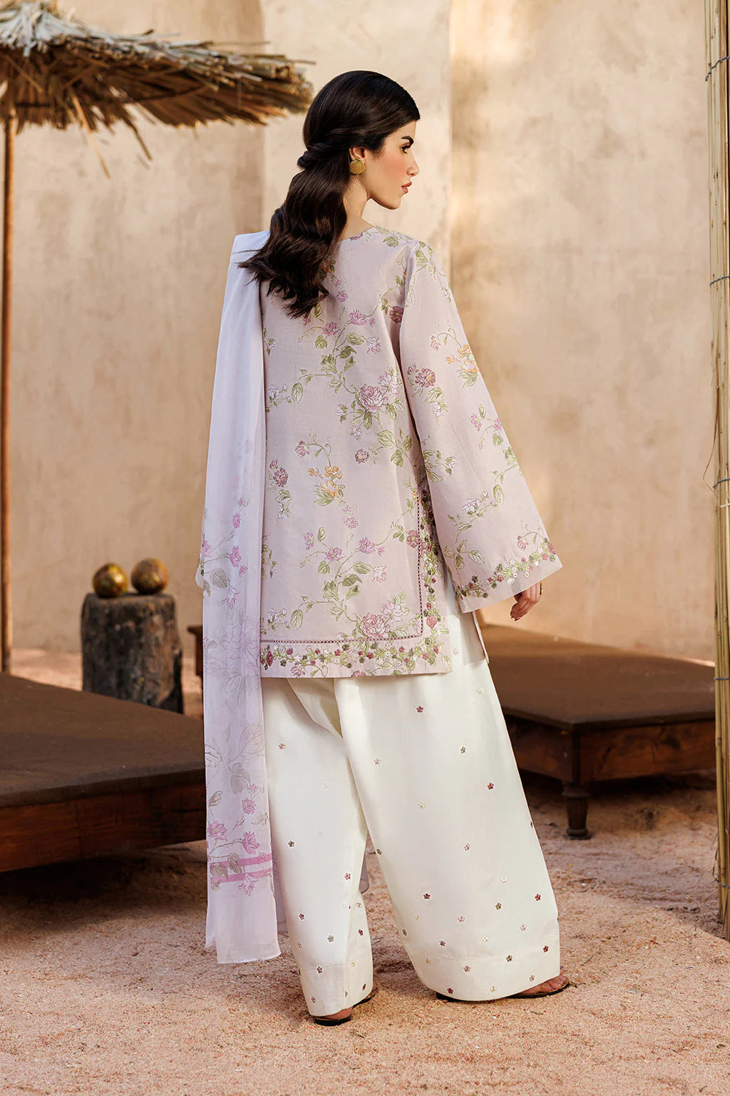 UE-661 Printed Lawn | Iznik