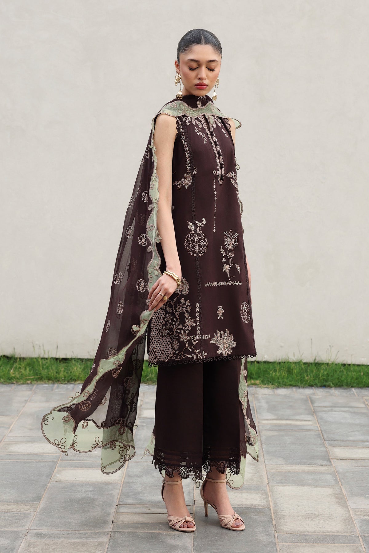 QKL-15 YASRA | Festive Lawn '26 | Qalamkar