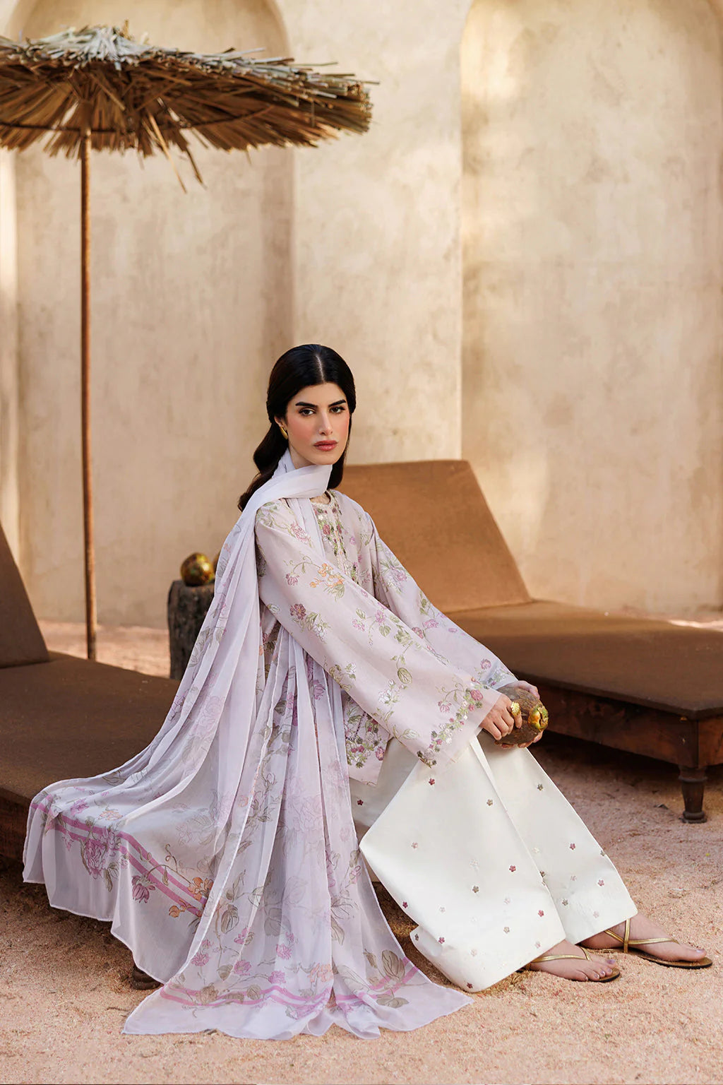 UE-661 Printed Lawn | Iznik