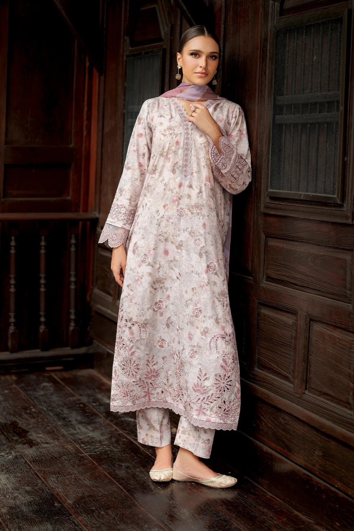 ESUF4273 | UNSTITCHED | Baroque