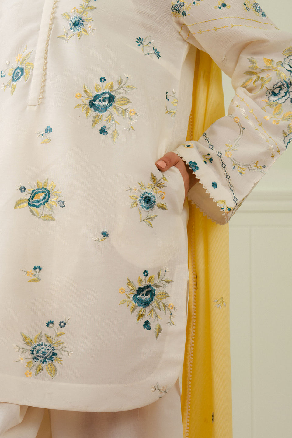 Nora -10B | Coco by Zarashahjahan Lawn 2025