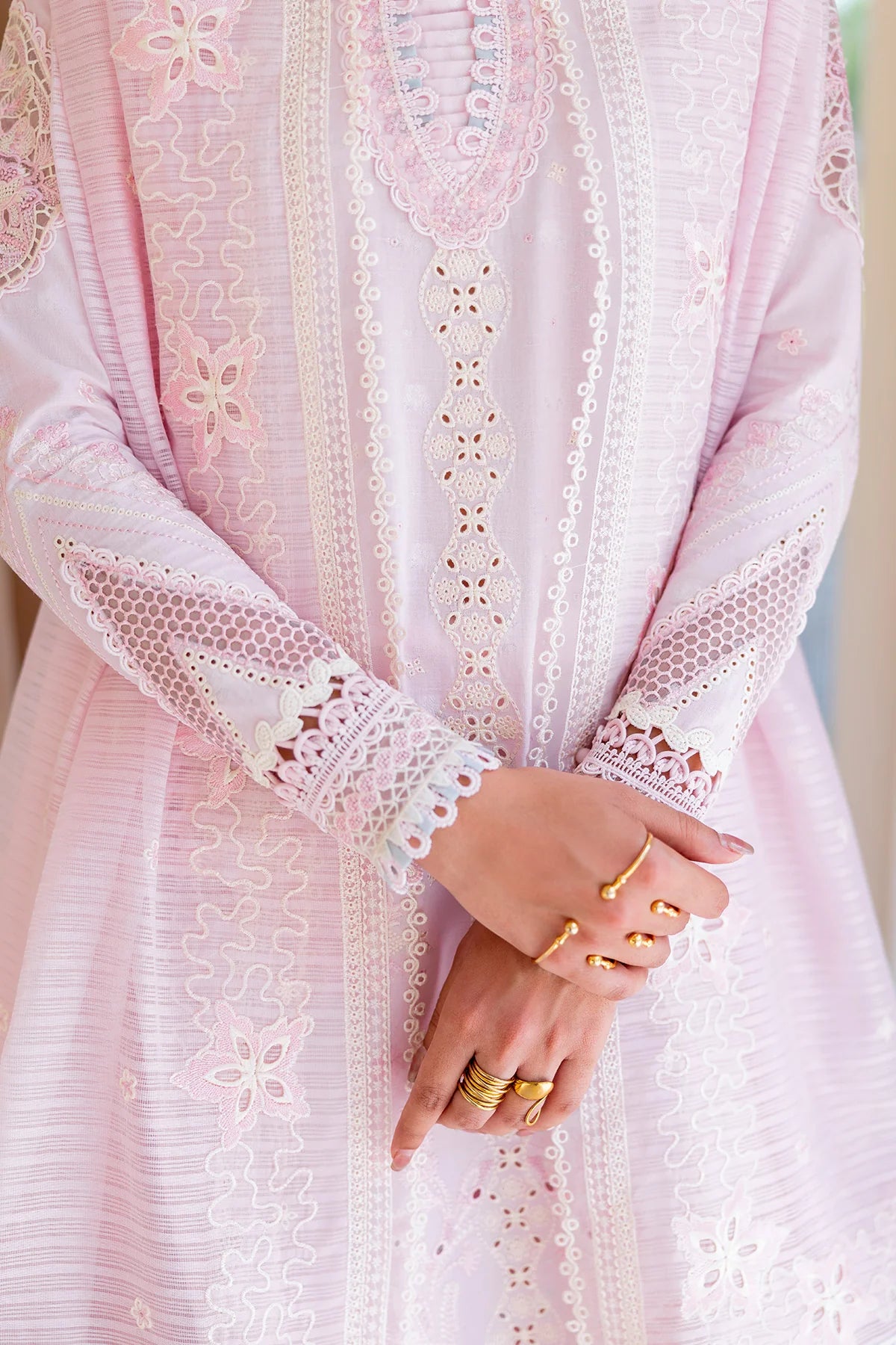 PA-08 FEATHER | Causal Pret '26 | Qalamkar