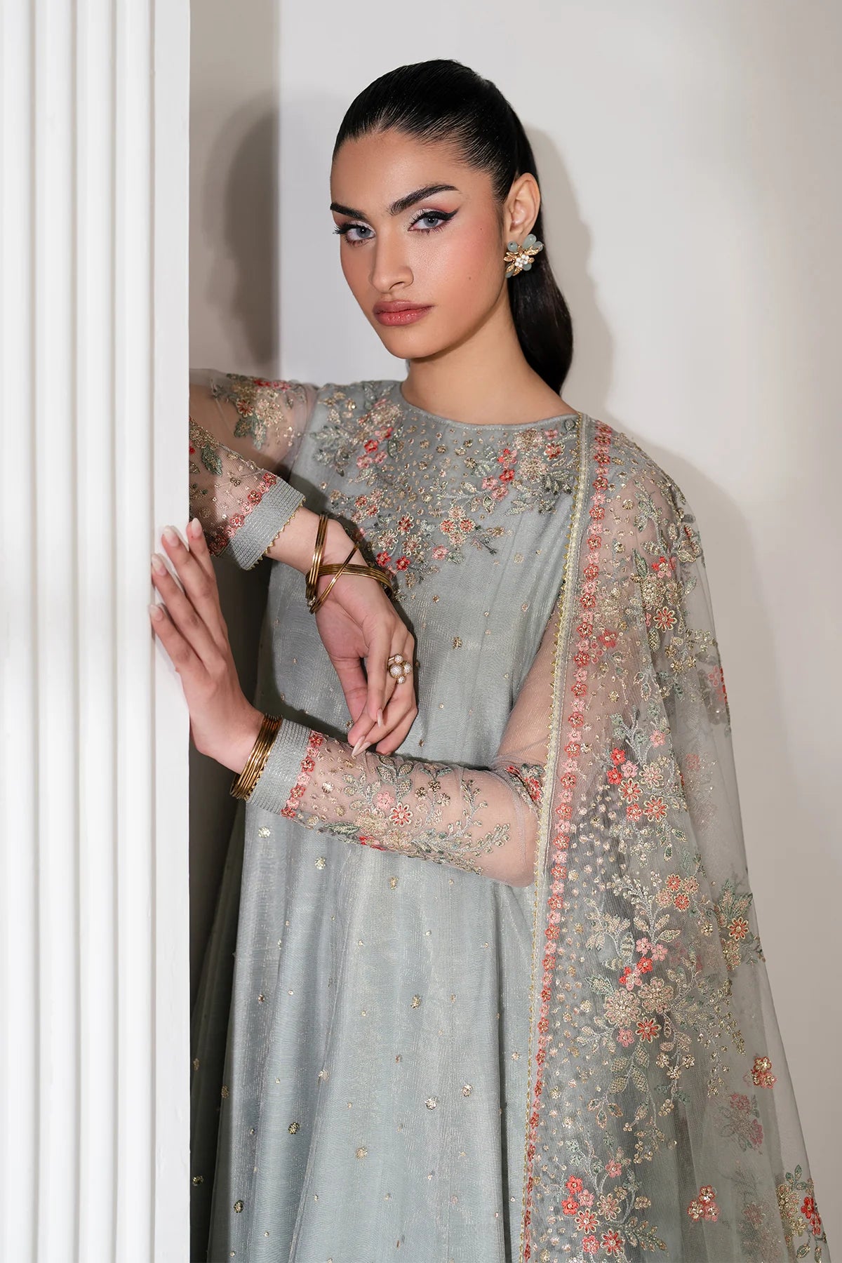 EFPR1101 | New In | Baroque