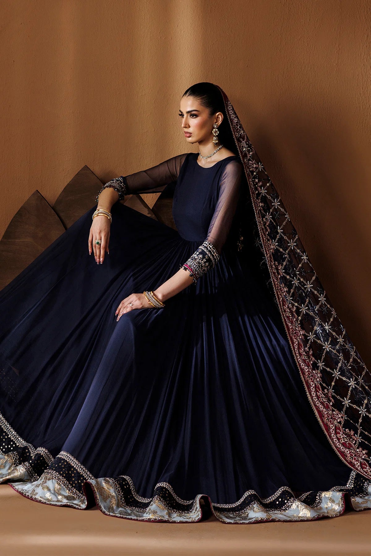 EFPR1283 | New In | Baroque