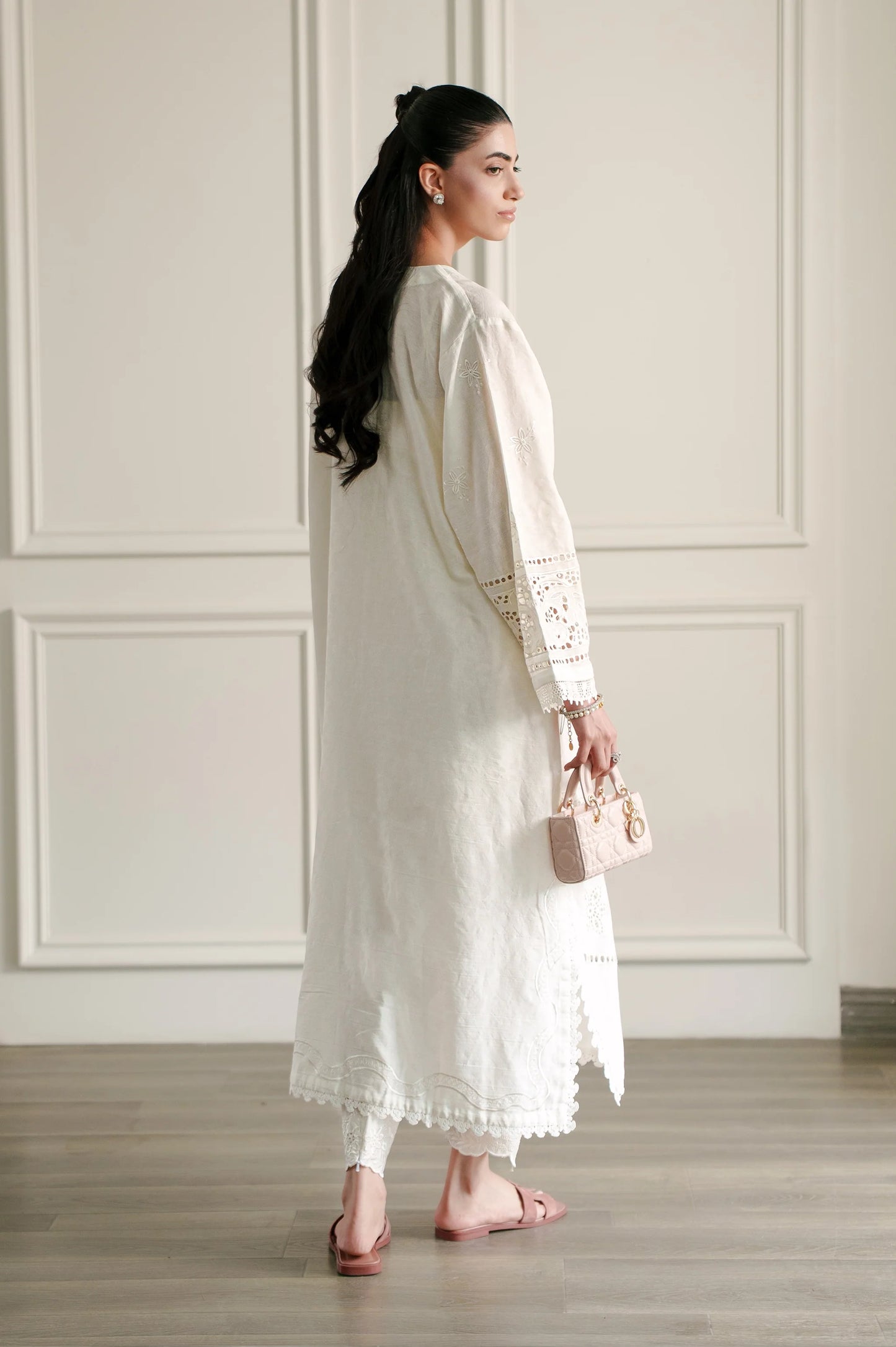 Sunday white | Errand Era | La Pret