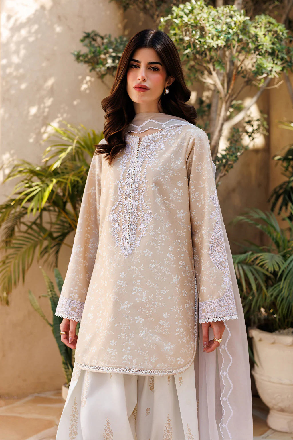 UE-677 Printed Lawn | Iznik