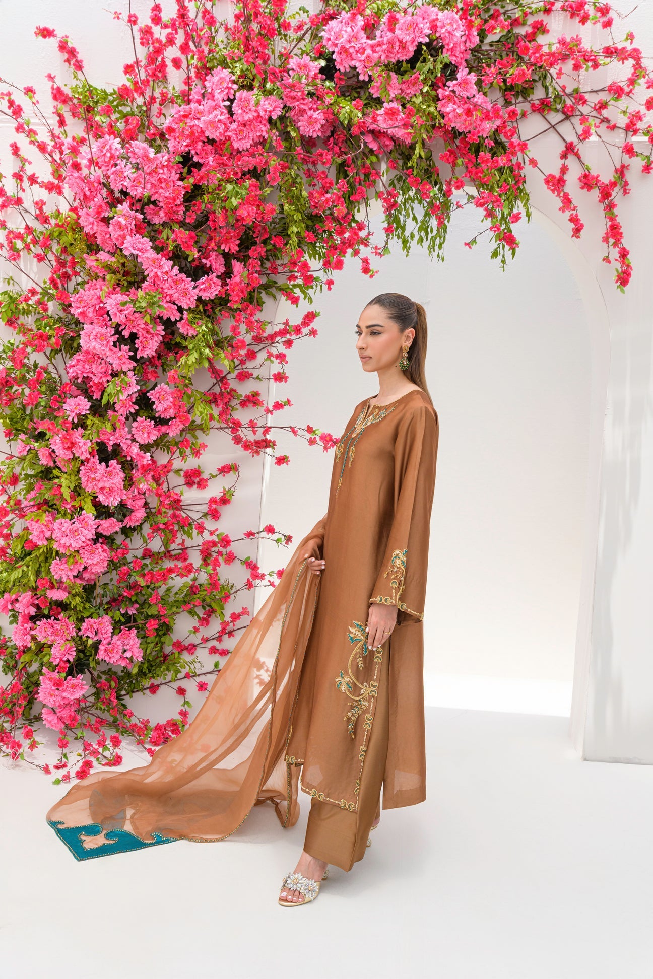 Toffee Brown | Flairs Studio