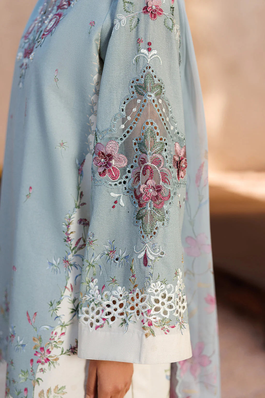 UE-675 Printed Lawn | Iznik