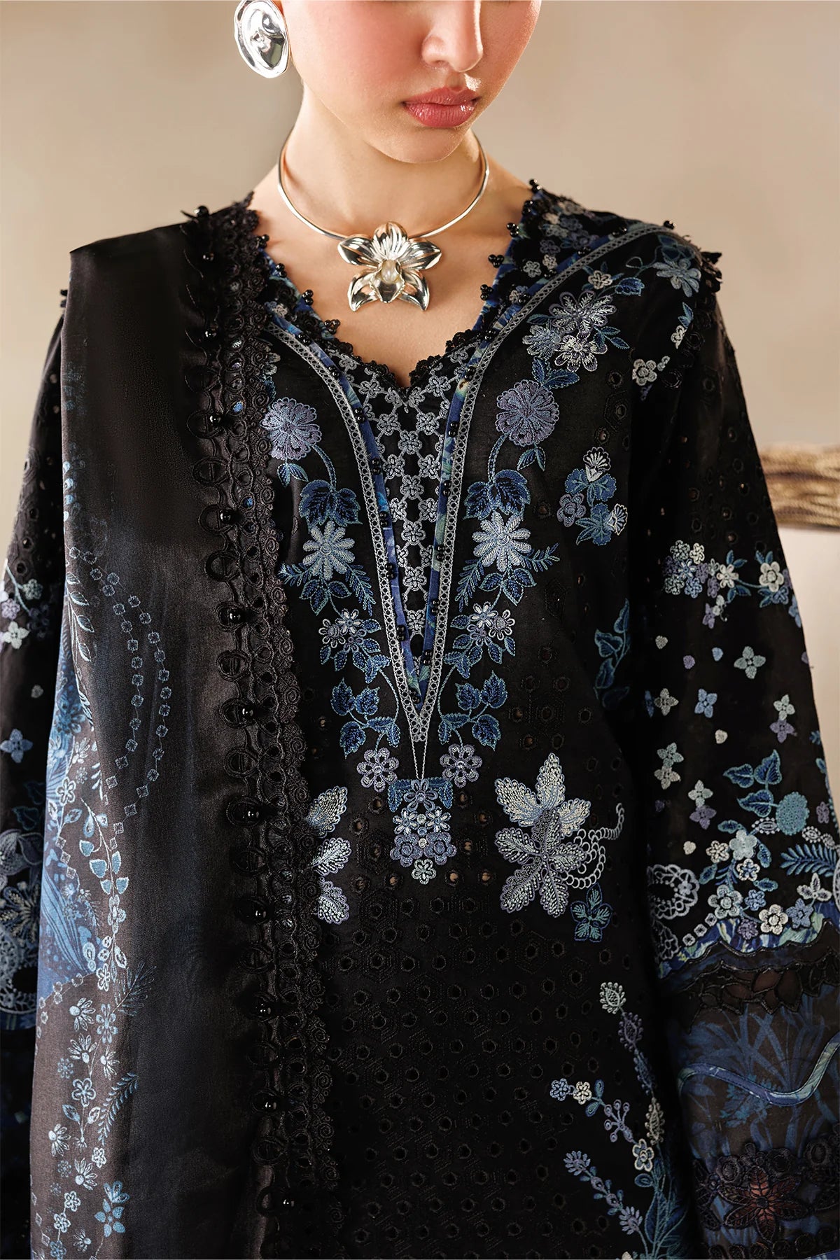ELU26D08 | UNSTITCHED EID LAWN | Baroque