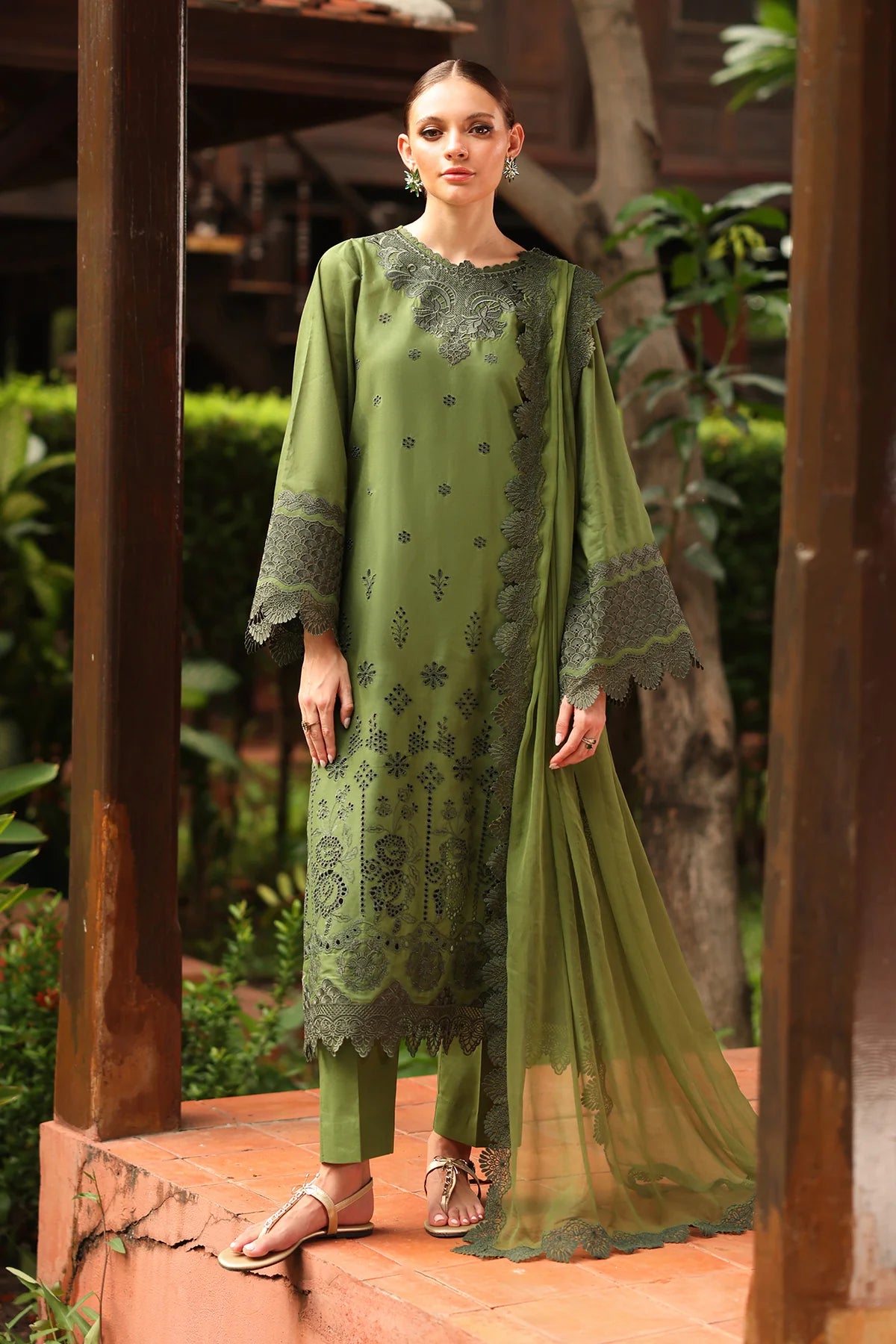 ESUF4258 | UNSTITCHED | Baroque