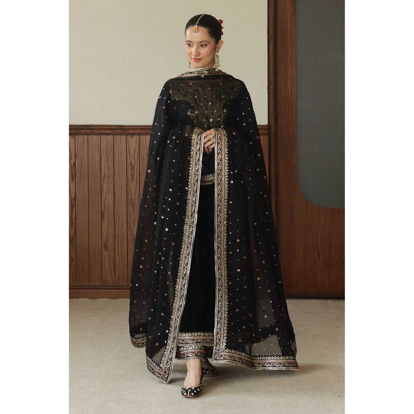 BLACK OUTFIT | BASHAASH’25 | DYOT