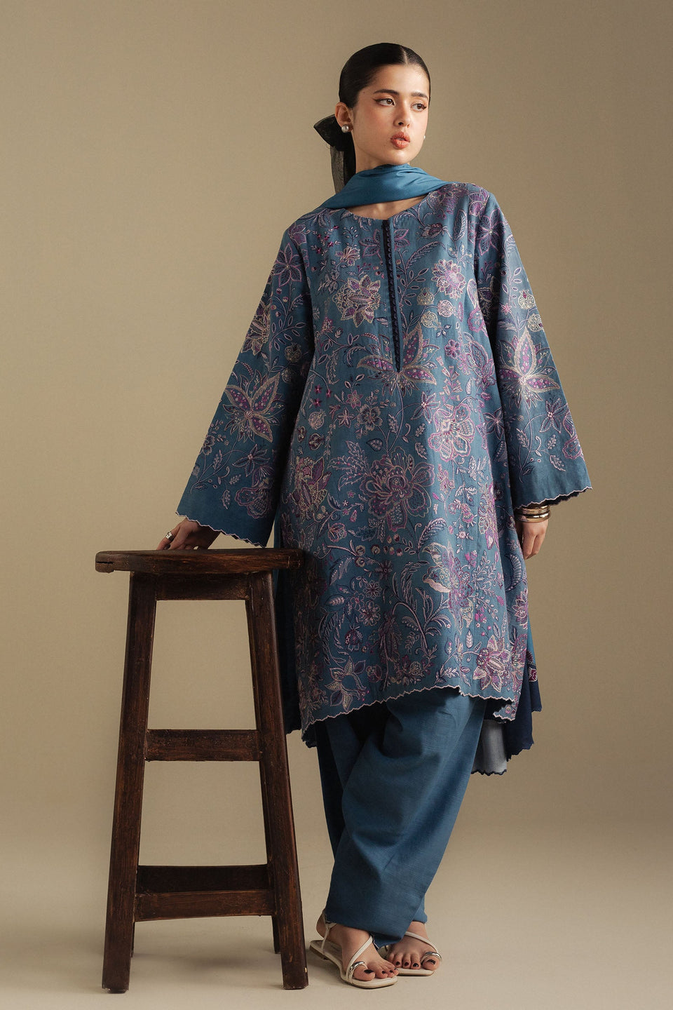 MIST-2A | Coco Winter Unstitched’25 | Zara Shahjahan