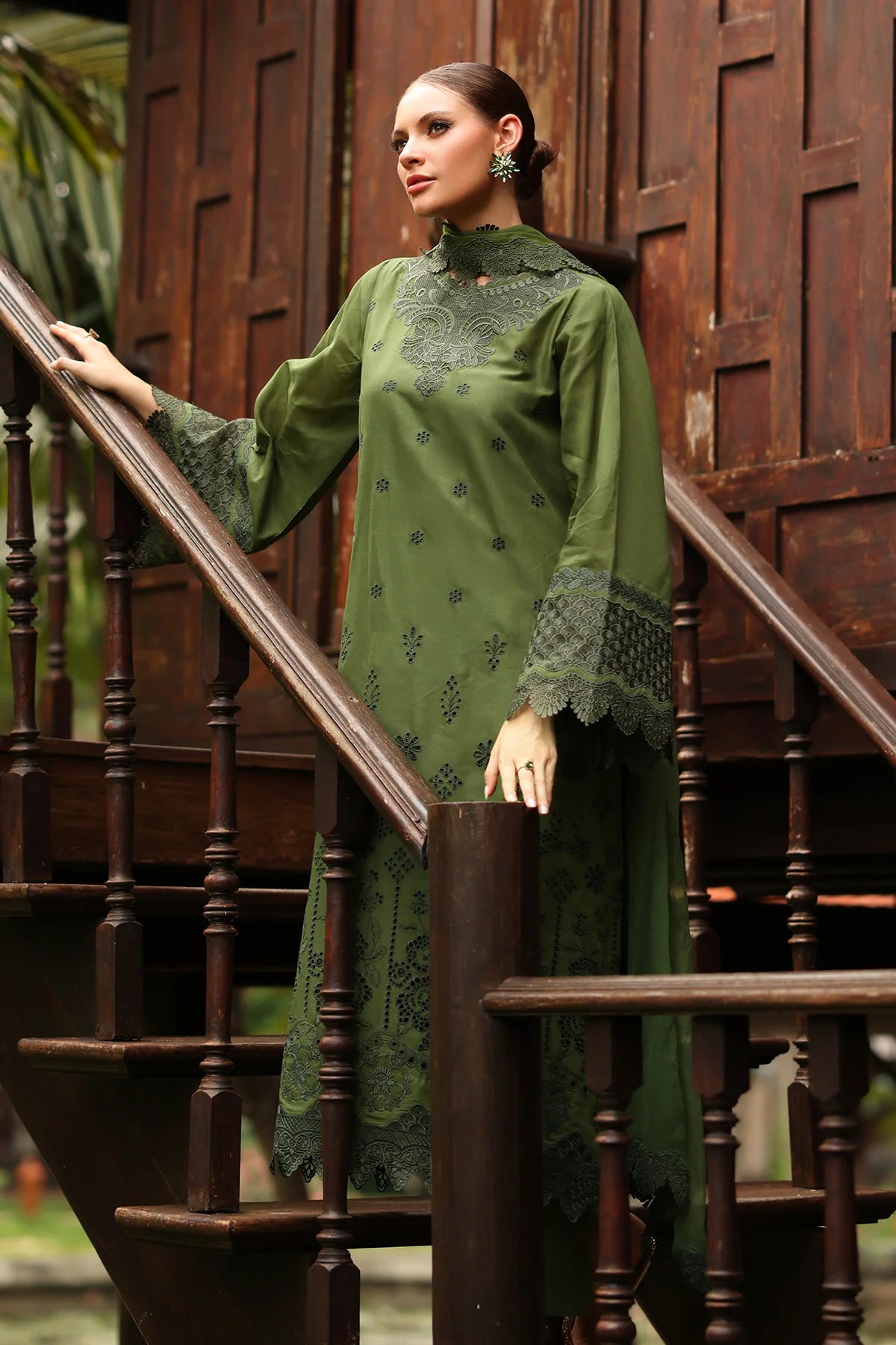 ESUF4258 | UNSTITCHED | Baroque