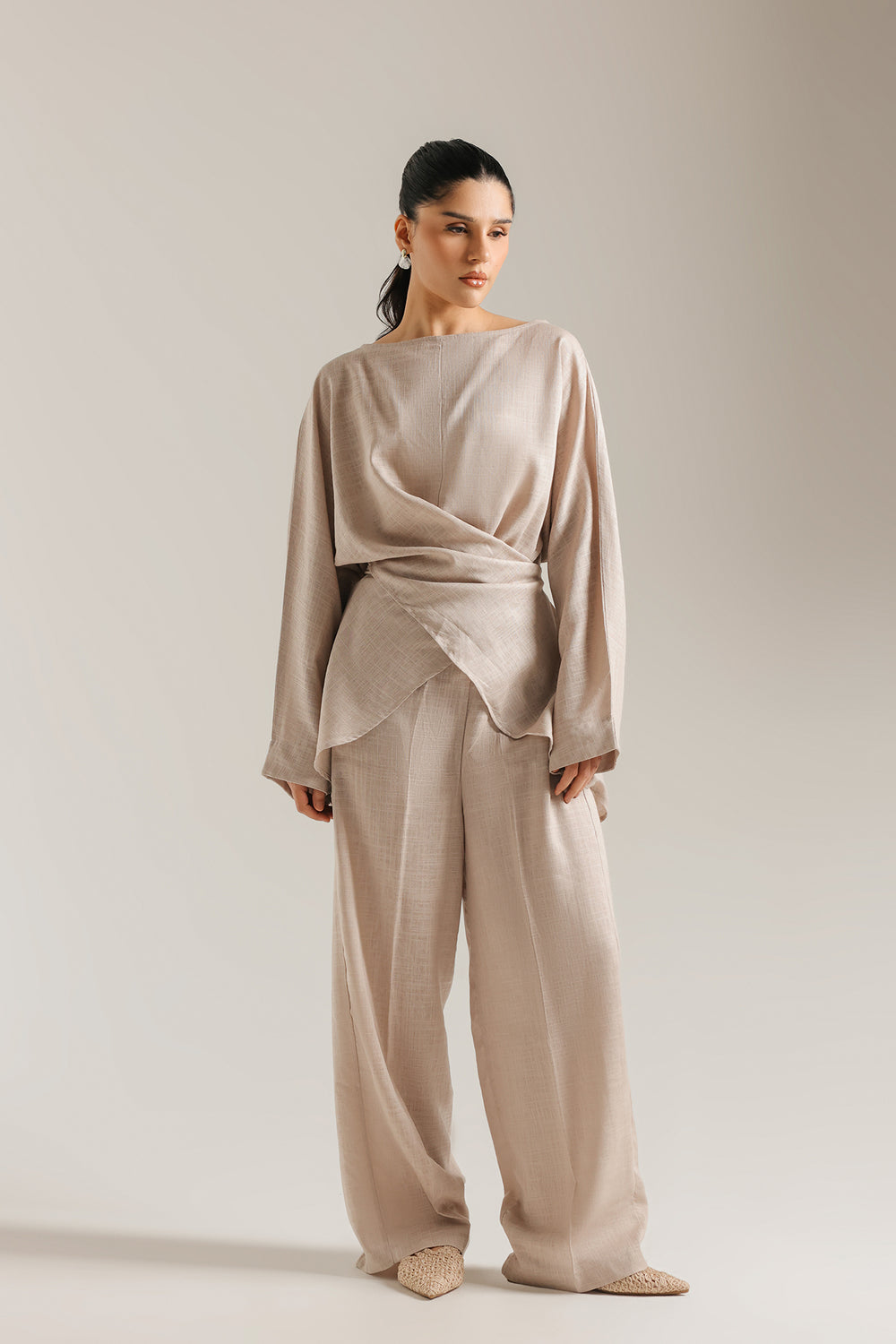 ANTIQUE WHITE | E0806-116-006 | Ethnc