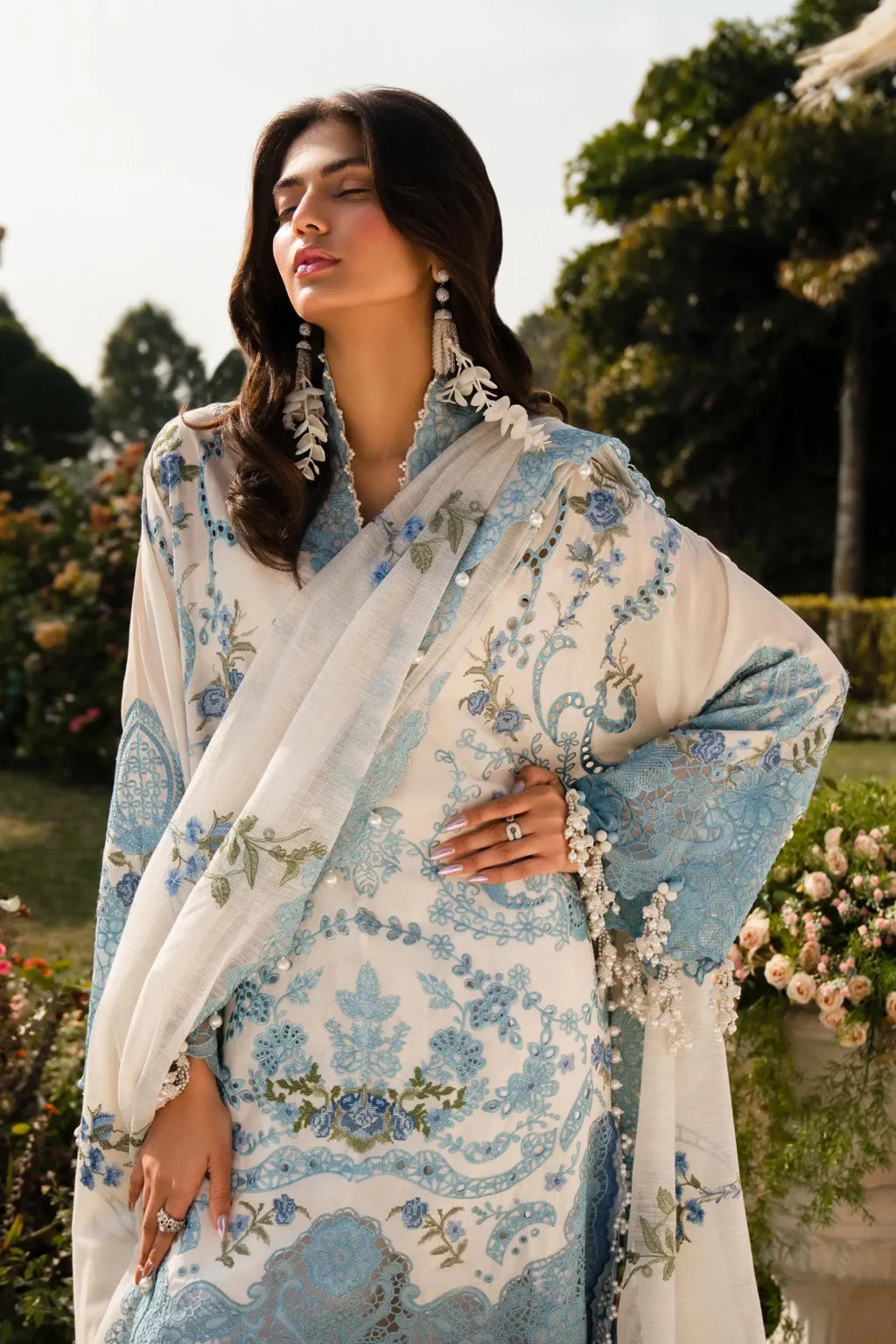 Sana Safinaz Luxury Lawn 2024 | 4A