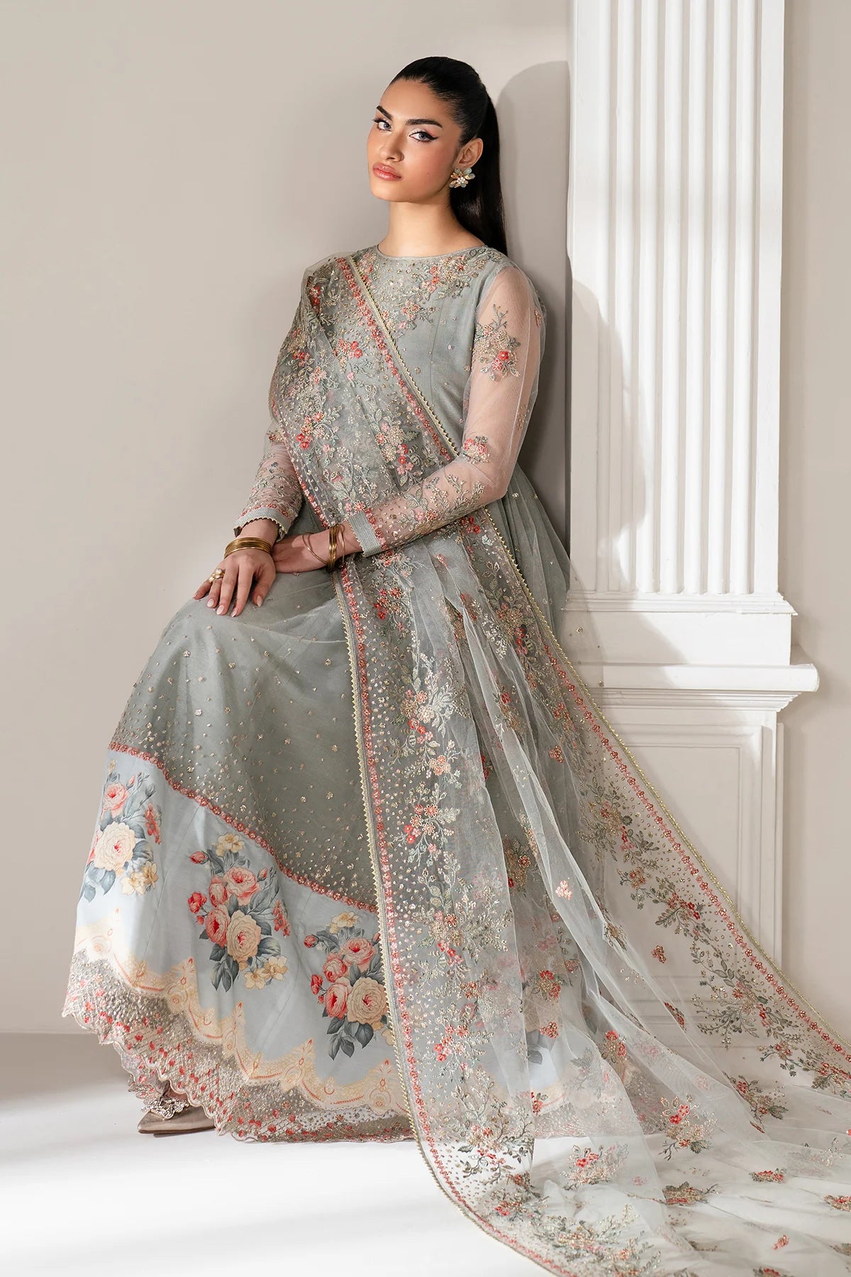 EFPR1101 | New In | Baroque