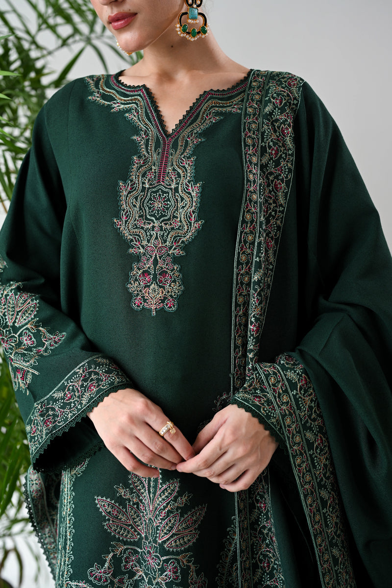 DEEP EMERALD LUXURY EMBROIDERED KARANDI SET (NEL-24637) | ZAIB