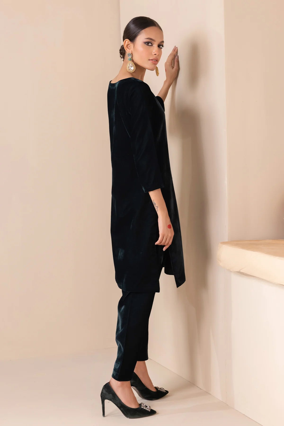 SOLID VELVET SUIT PR-852 | Baroque
