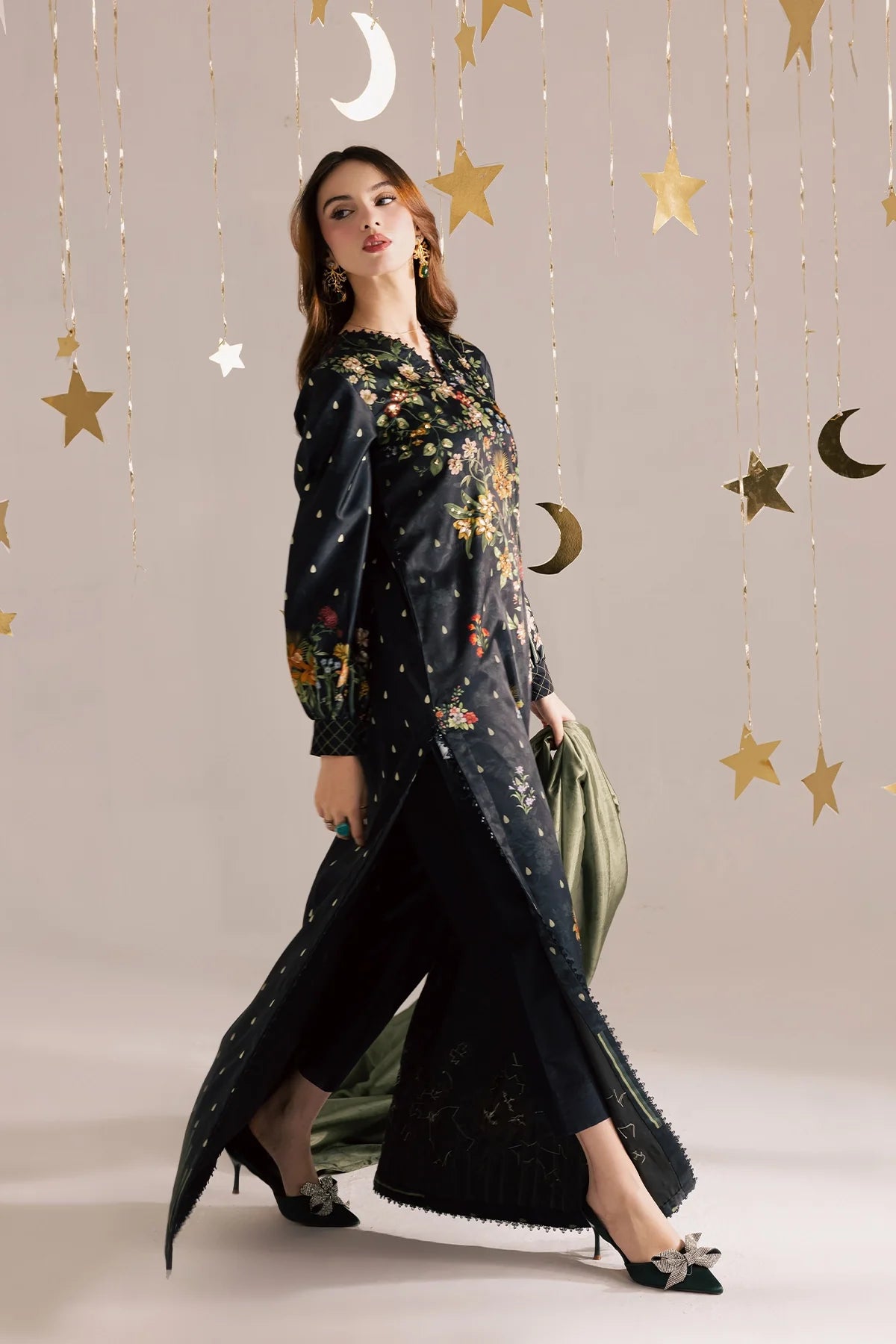 RE-34 | Crescent Dreams | VANYA