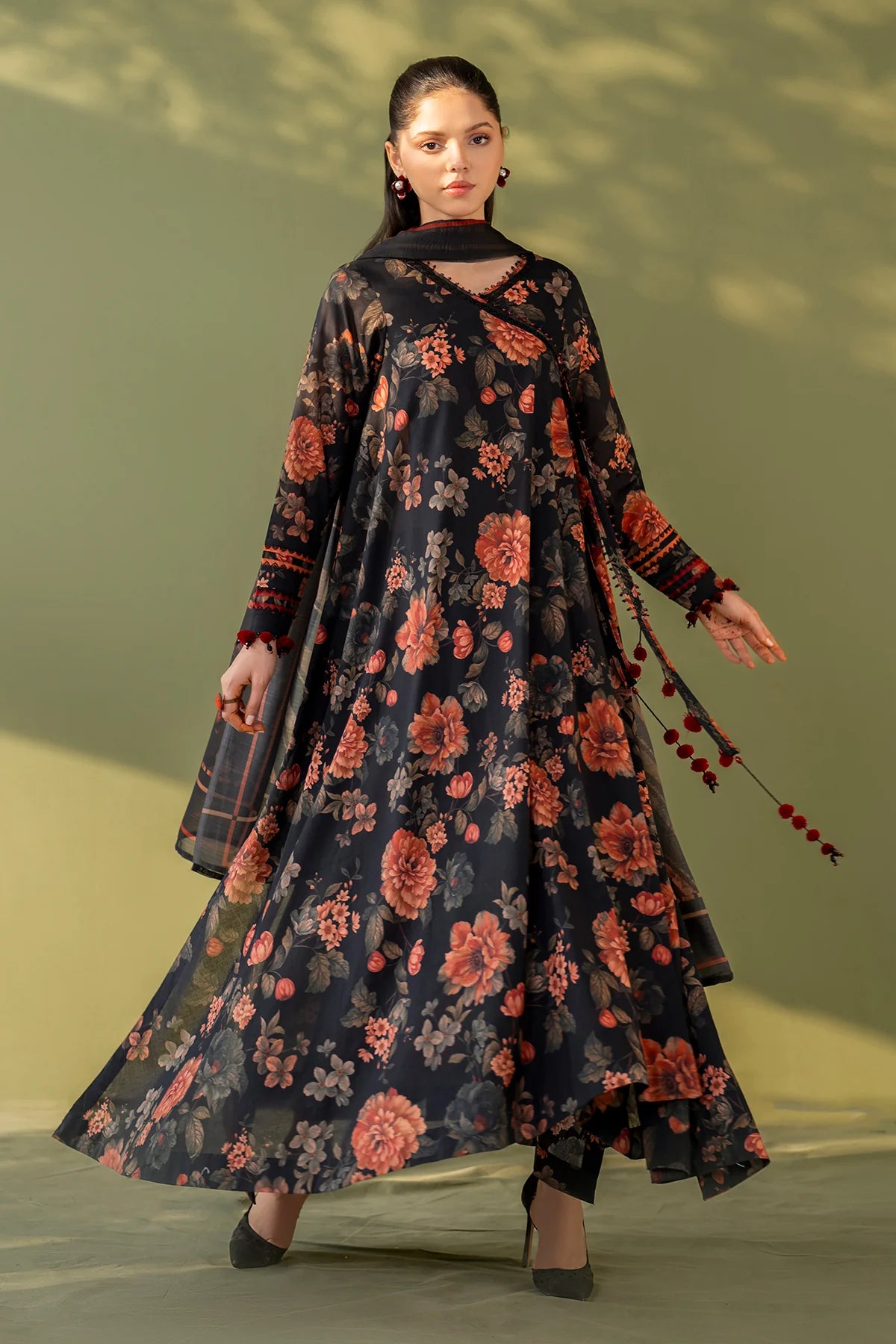 ESUF4172 | UNSTITCHED | Baroque