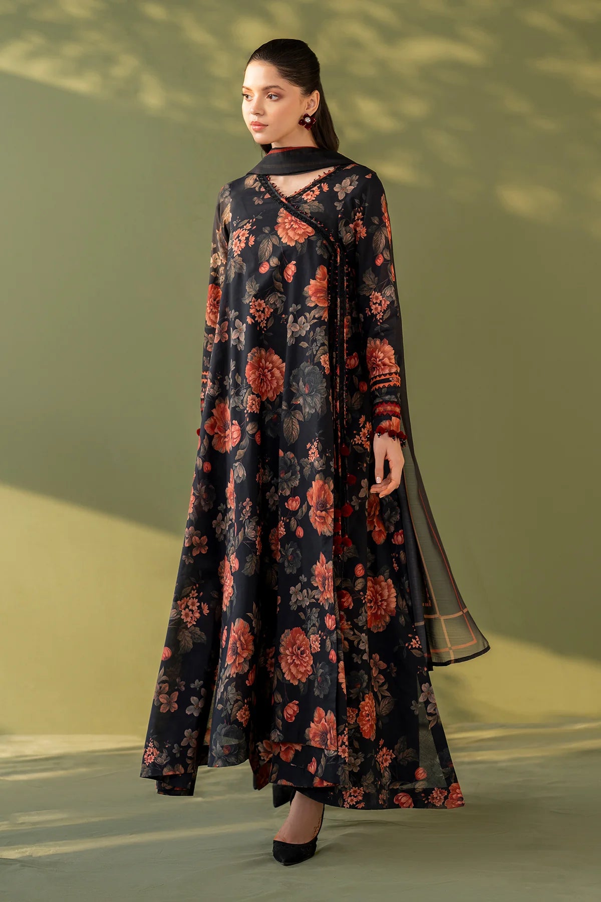 ESUF4172 | UNSTITCHED | Baroque