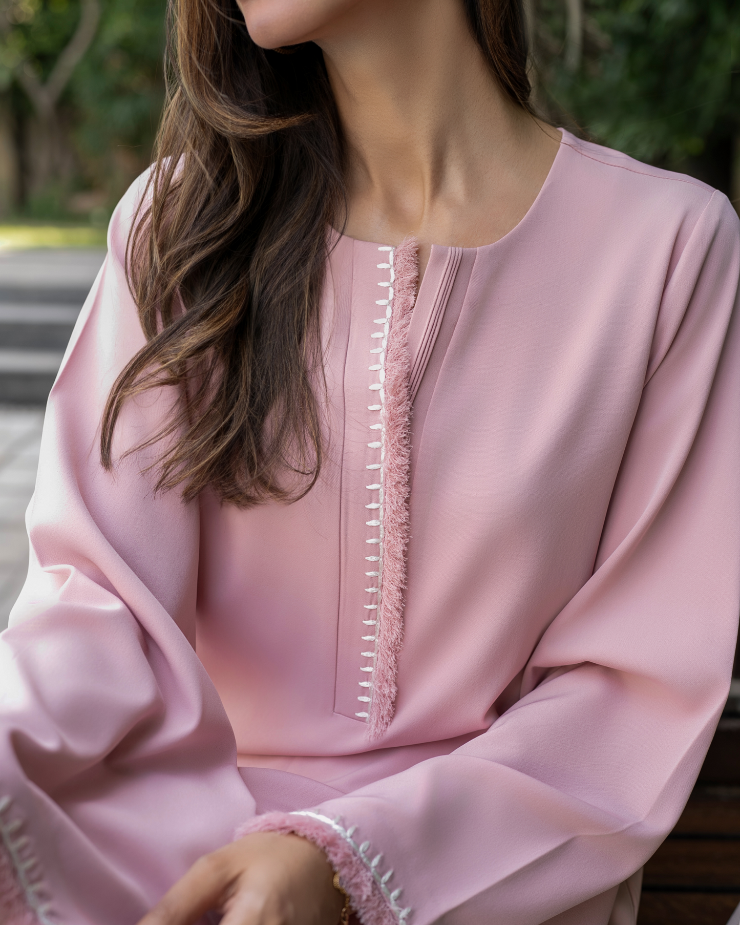 Pink Embroidered Thread Set | LIRA