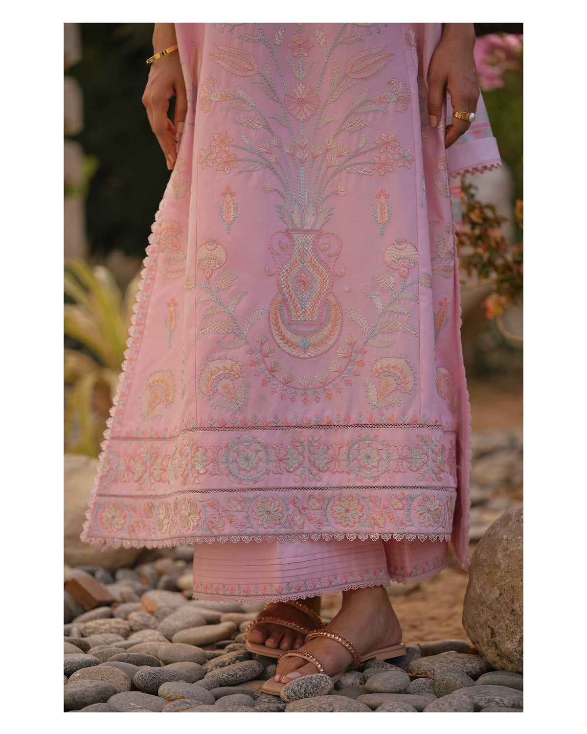 PASTEL CLOUD LUXURY PRINTED EMBROIDERED LAWN SET (NEL-25613) | ZAIB