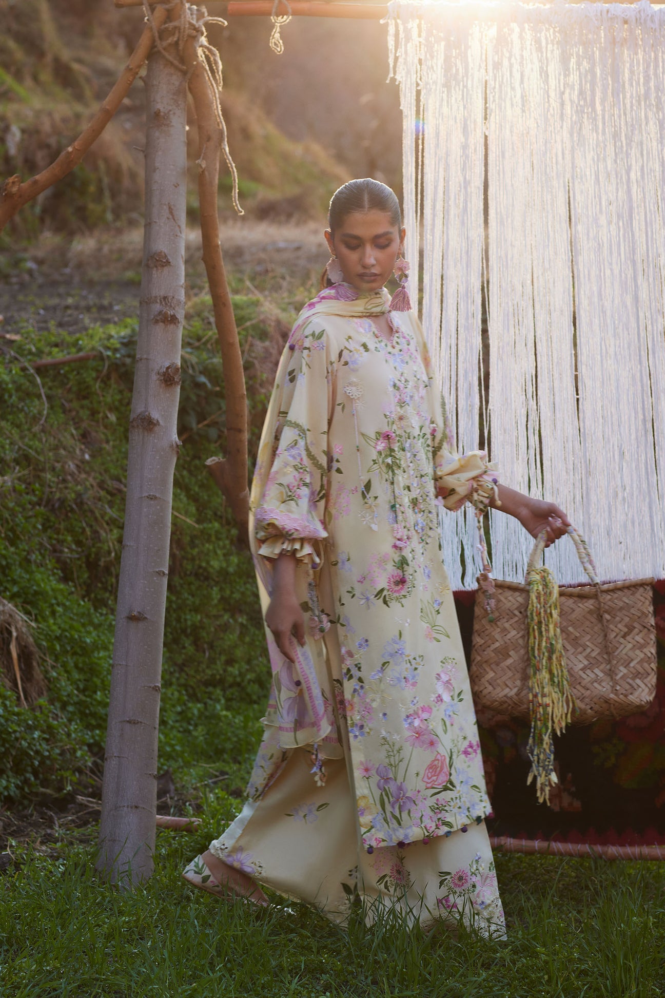 JIĀ (佳) (ZL26-12 B) | Zaha Festive Lawn’26