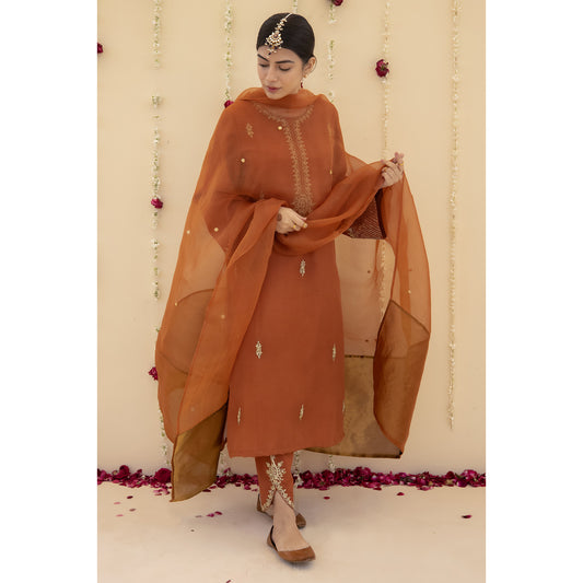 RUST OUTFIT  | DYOT