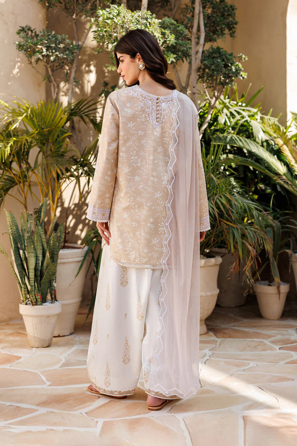 UE-677 Printed Lawn | Iznik