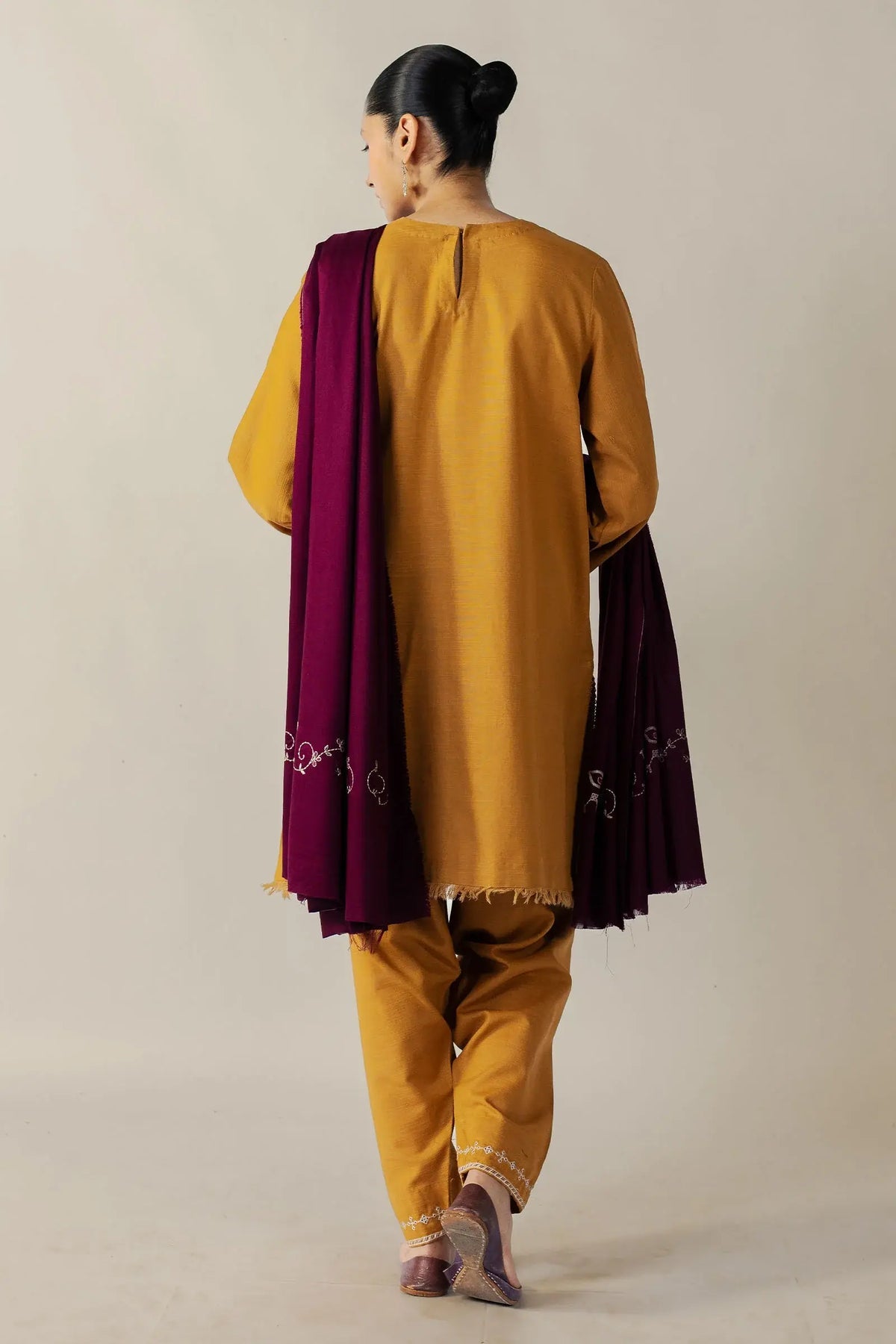 OCHRA | Zara Shahjahan