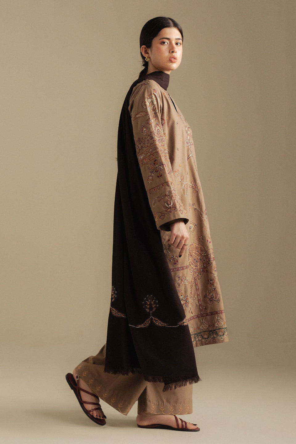 BLOOM-6B | Coco Winter Unstitched’25 | Zara Shahjahan
