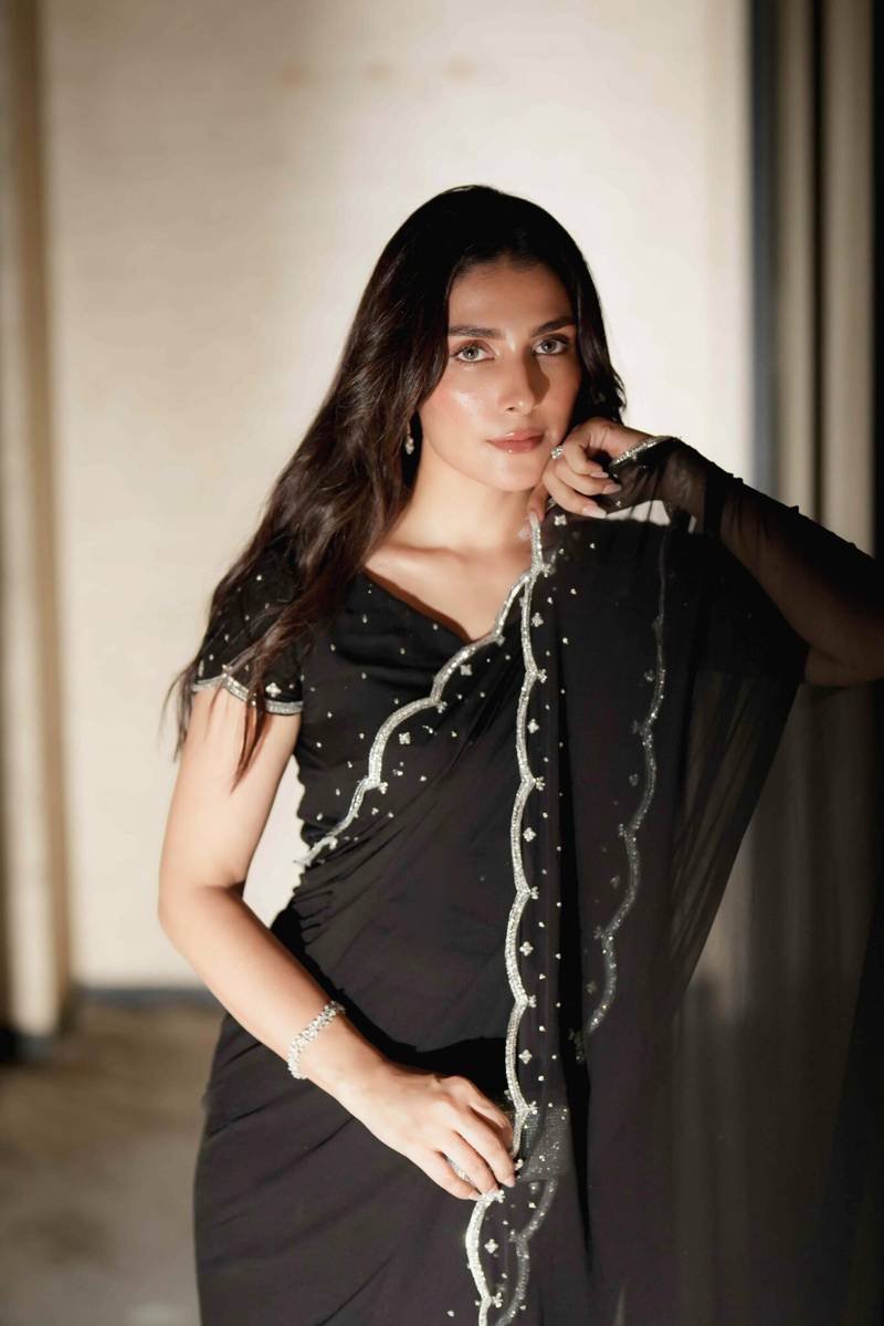 Black Swan- Ayeza Khan | Wajahat Mansoor