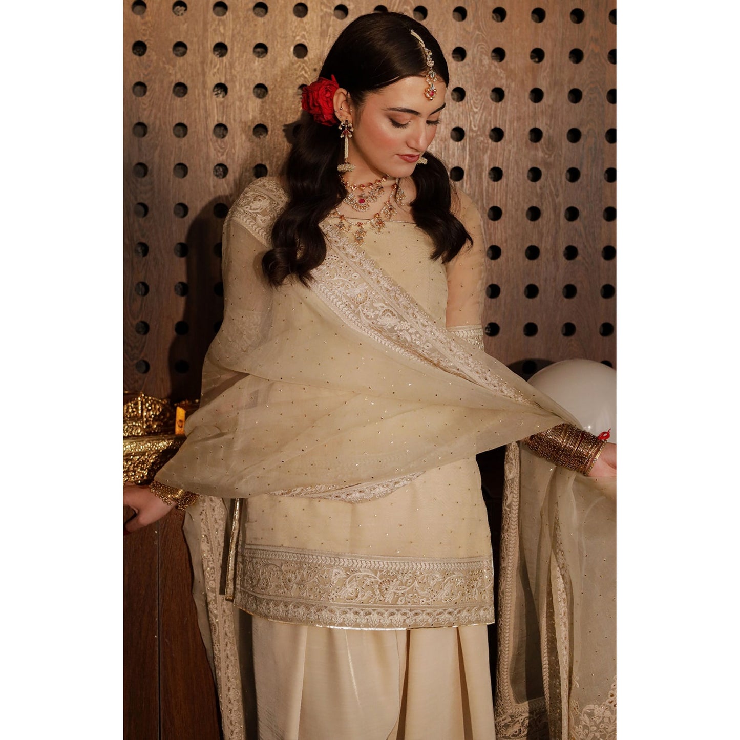 IVORY OUTFIT | DYOT | Mukesh Edit' 25