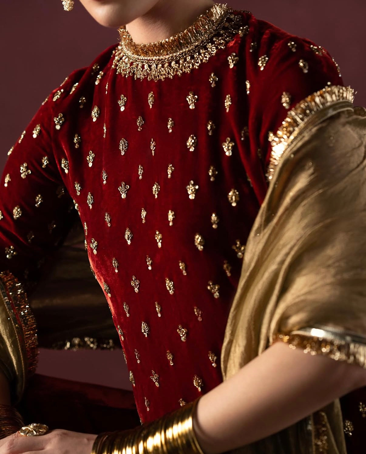 ZARRAK VELVET 2025 (RED) | Mihha