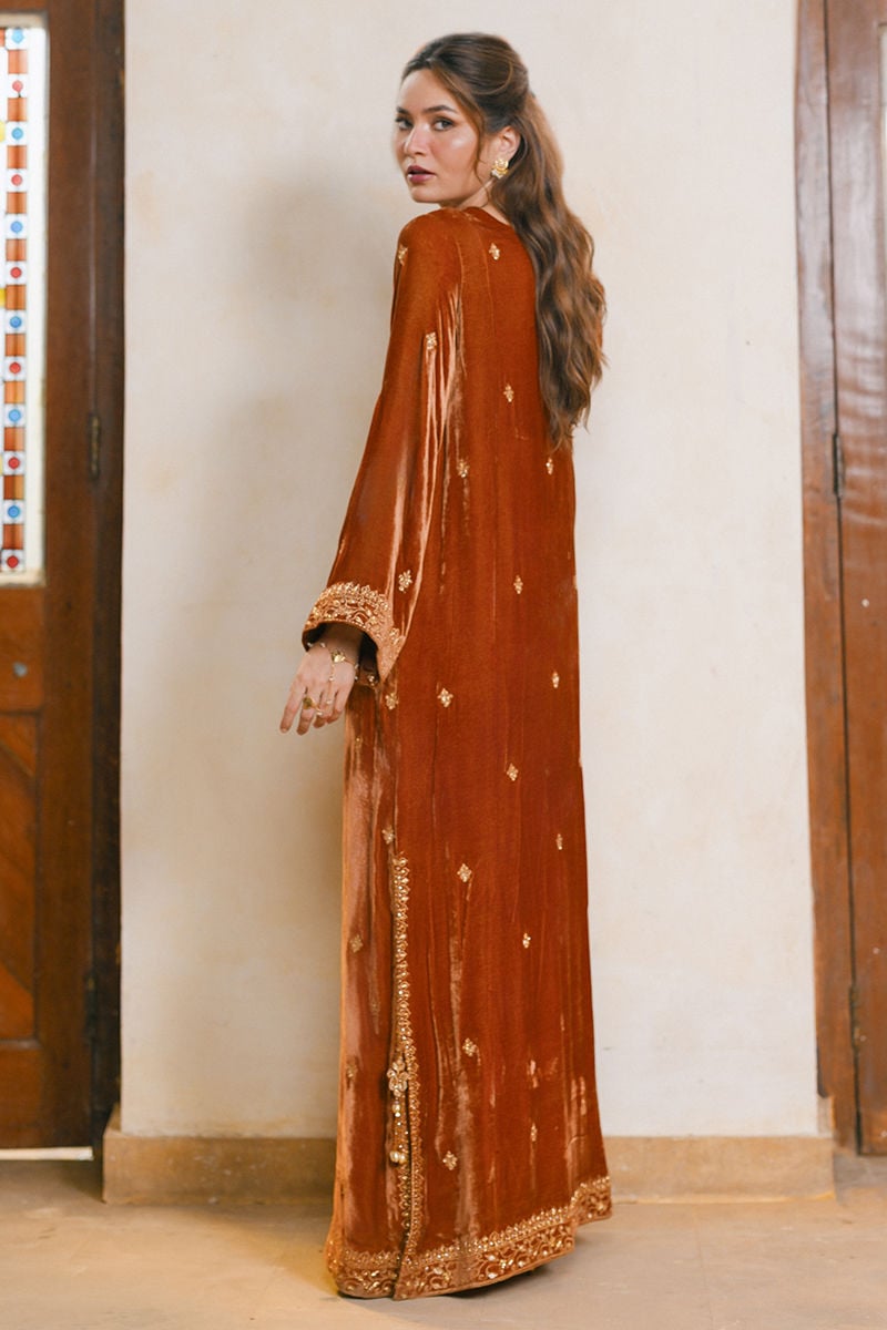 GULNOOR KAFTAN | QISSA LUXURY VELVETS | ANSAB JAHANGIR