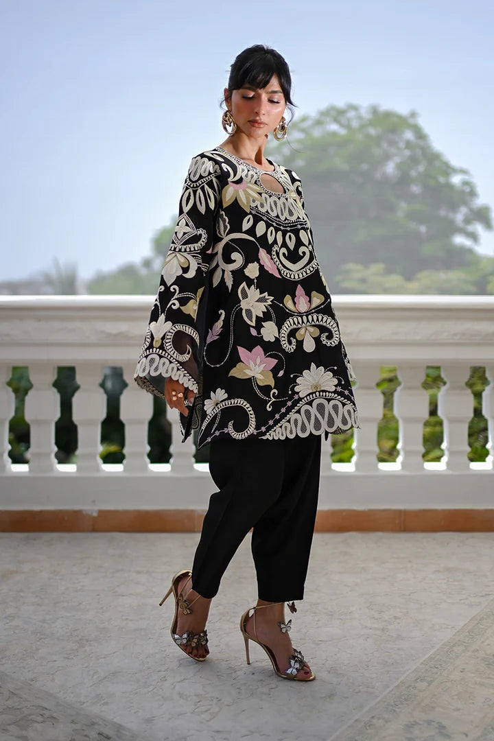 Pink Leaf | Luxe Edition '26 | Nadia Farooqui