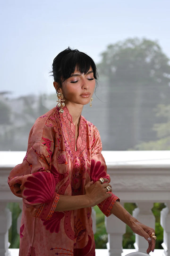 Decant | Luxe Edition '26 | Nadia Farooqui