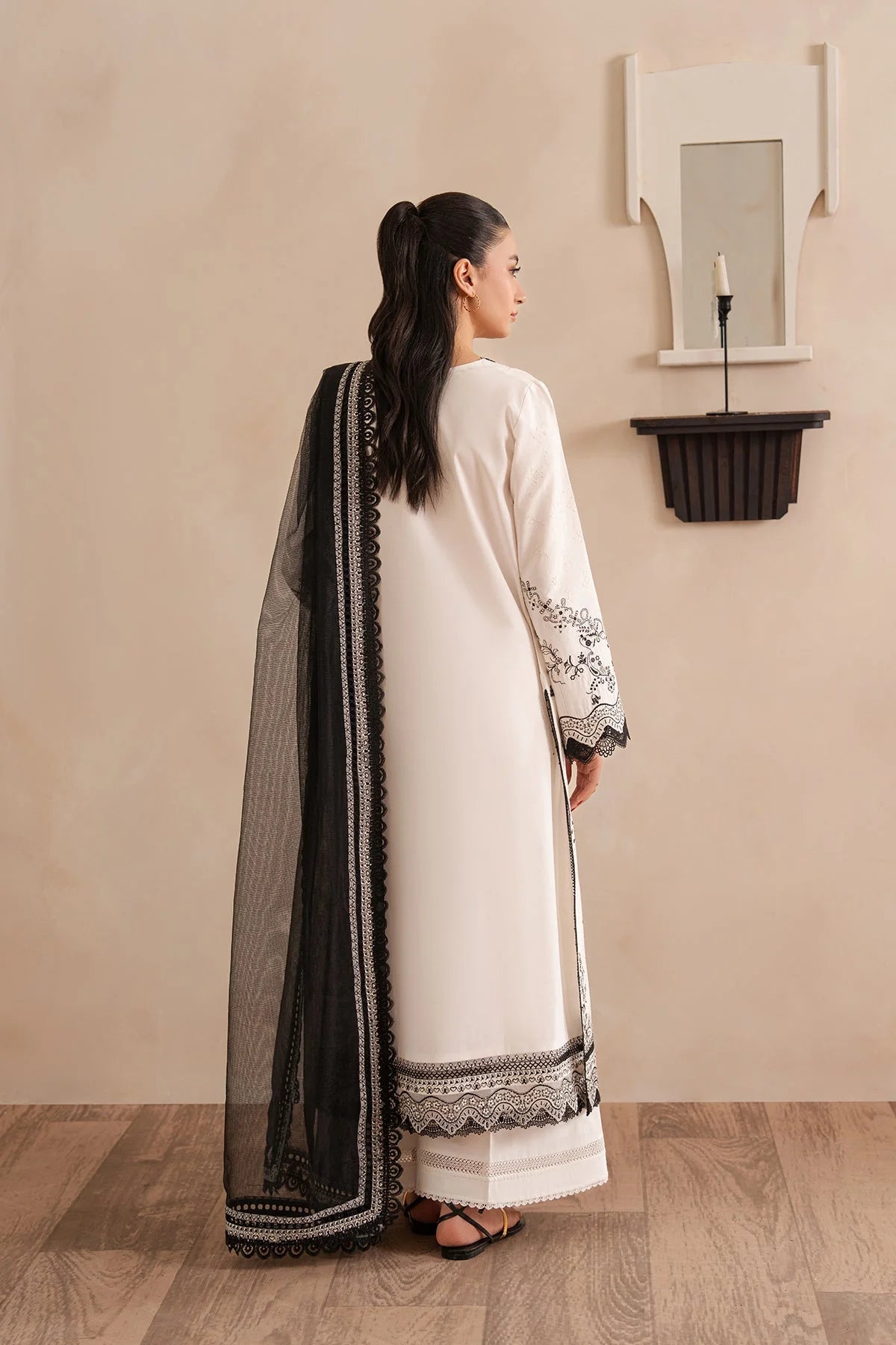 Poise | Muted Muse '26 | AFROZEH