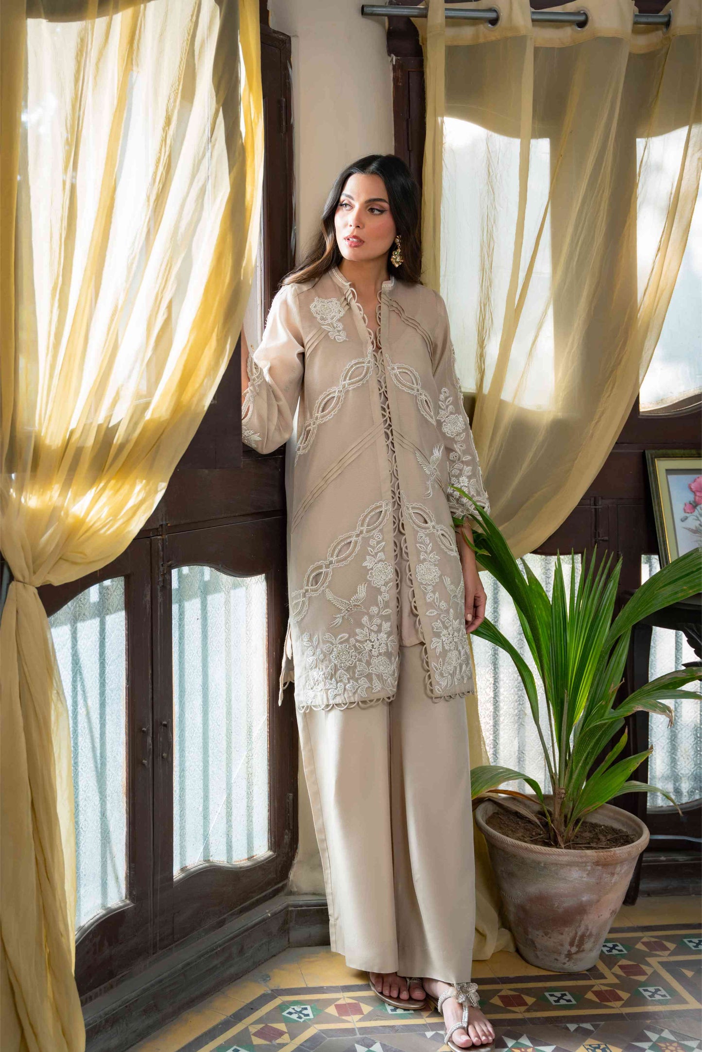 ANTIQUE SAND | LUXE EID EDIT '26 | Studio Mehr