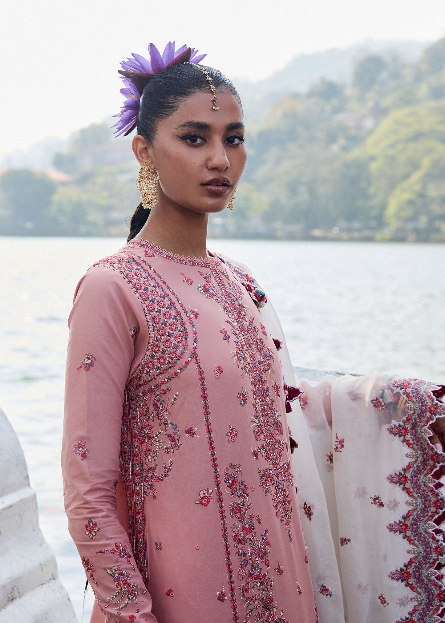 Peaar | Hussain Rehar Luxury Lawn’25