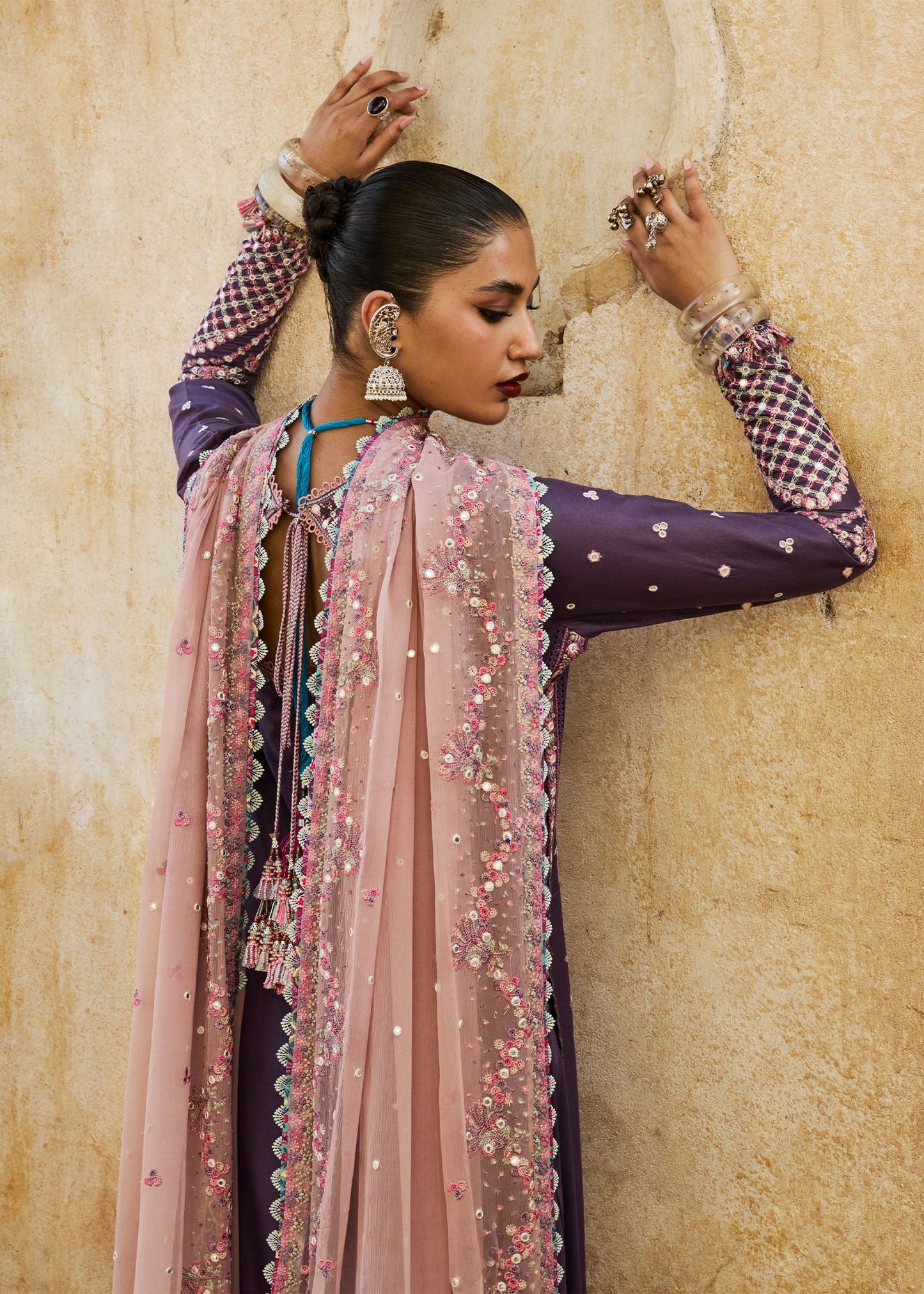 Irris | Hussain Rehar Luxury Lawn’25