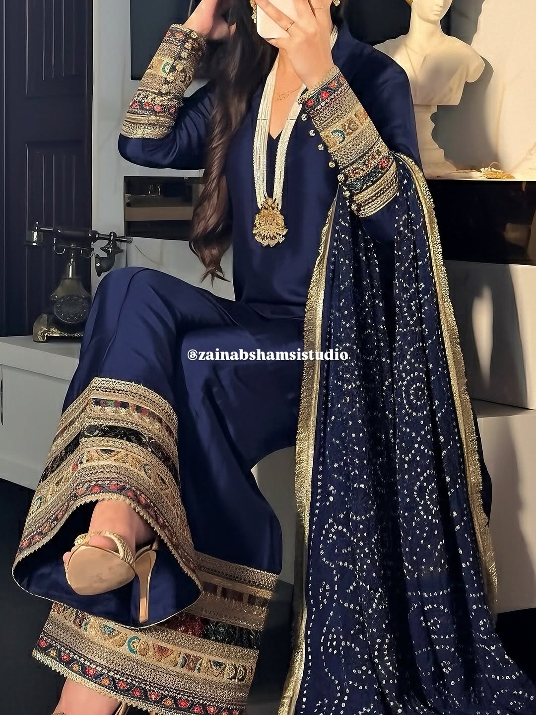 The Nooré Set in Navy| Zainab Shamsi Studio