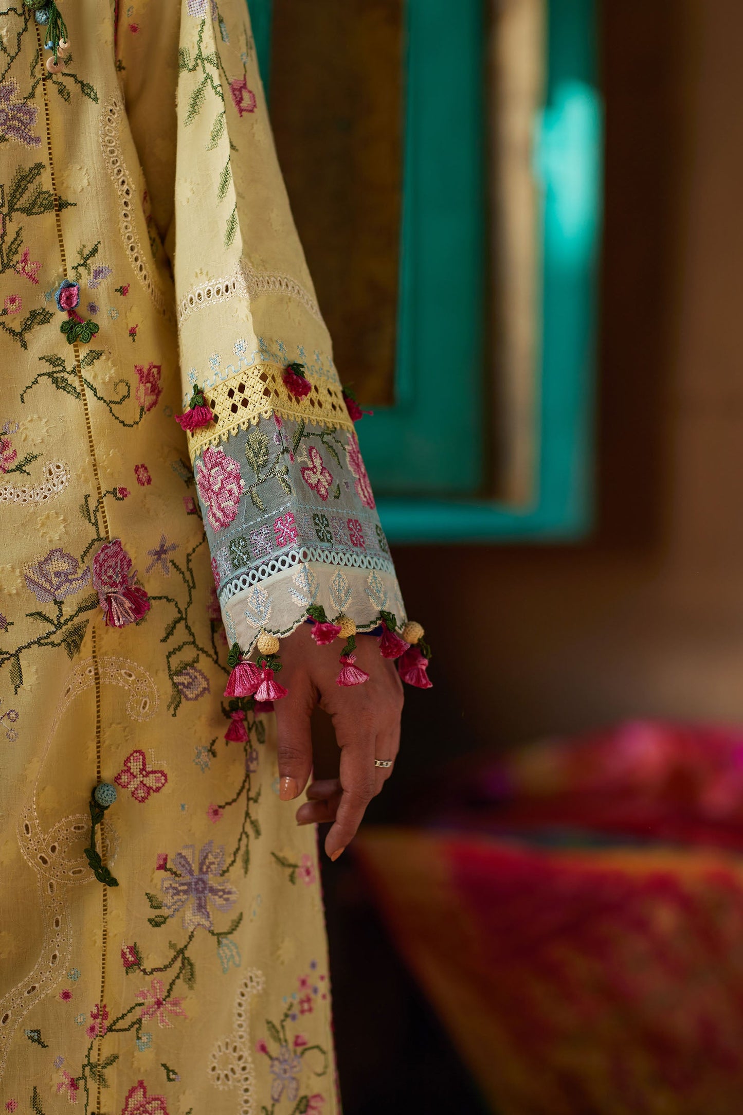 HUĀ YÙN 花韵 (ZL26-03 B) | Zaha Festive Lawn’26