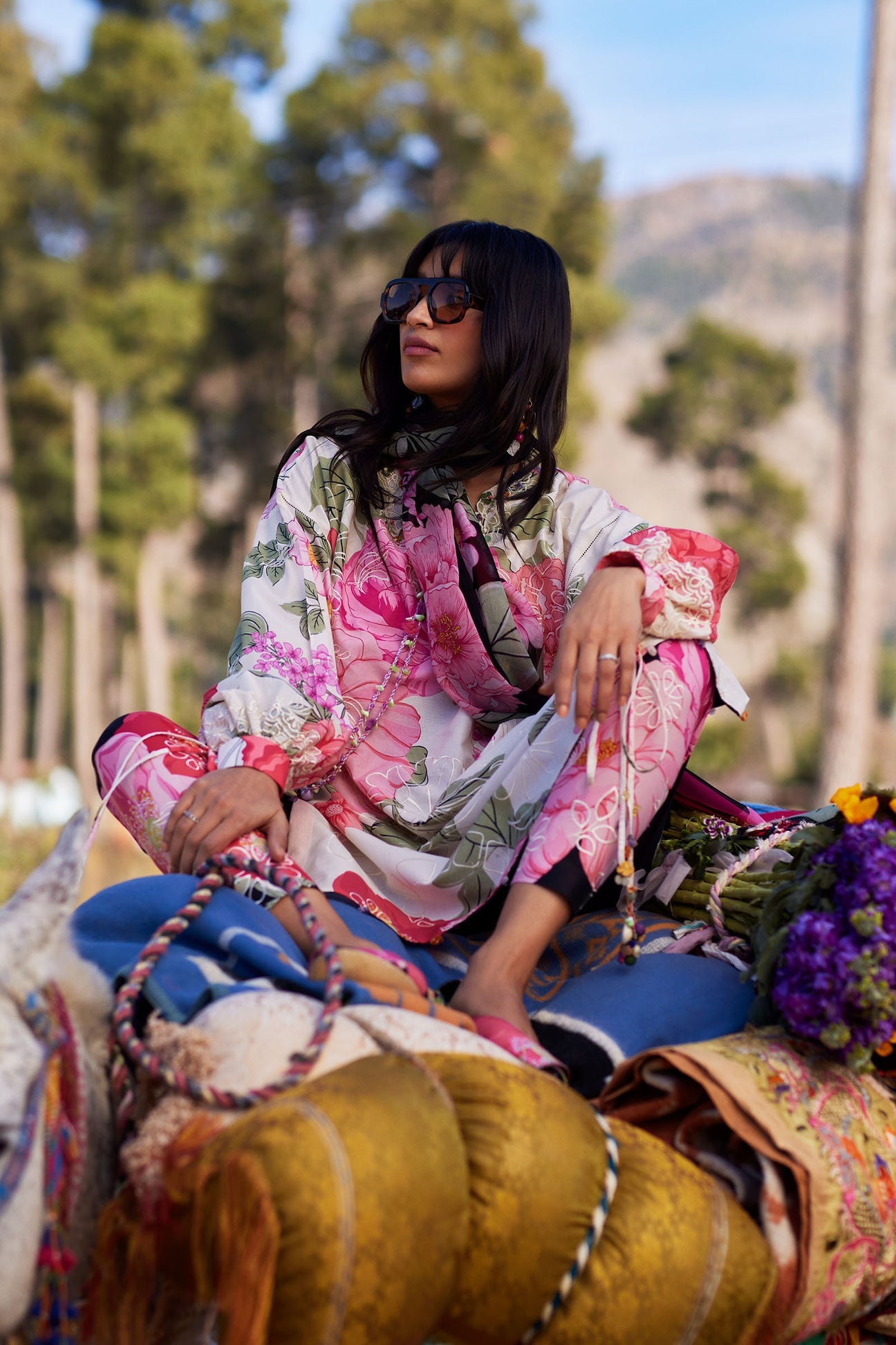 YÀN HUĀ 艳花 (ZL26-13 B)
 | Zaha Festive Lawn’26