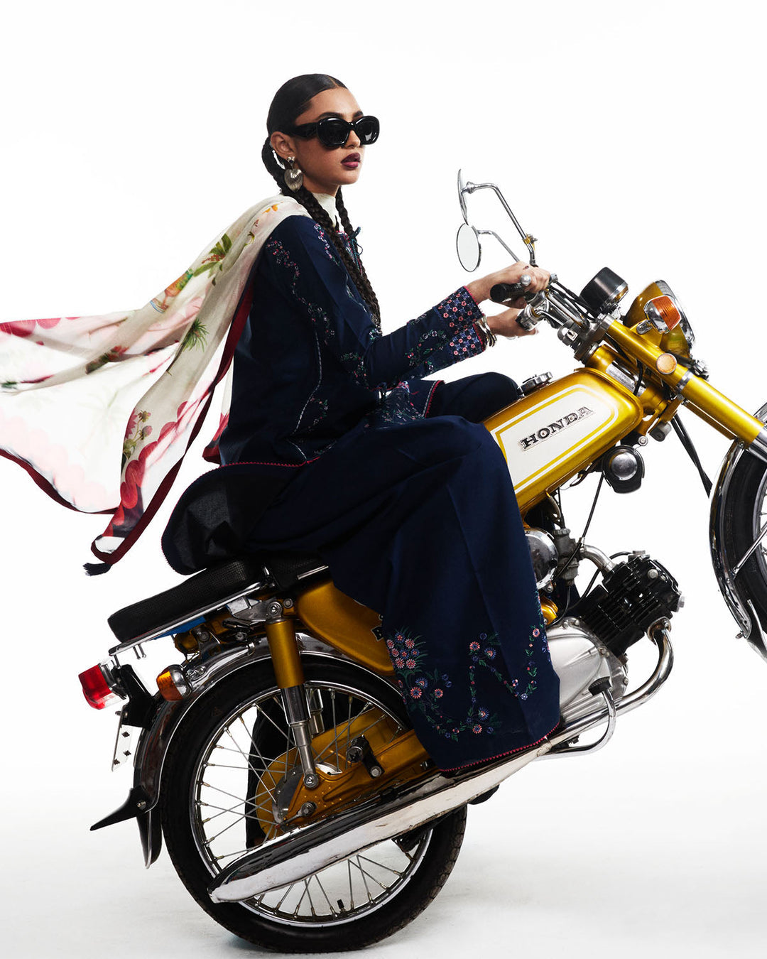 LEELA-Scarf| Jugnu SS’25 EID Pret’25