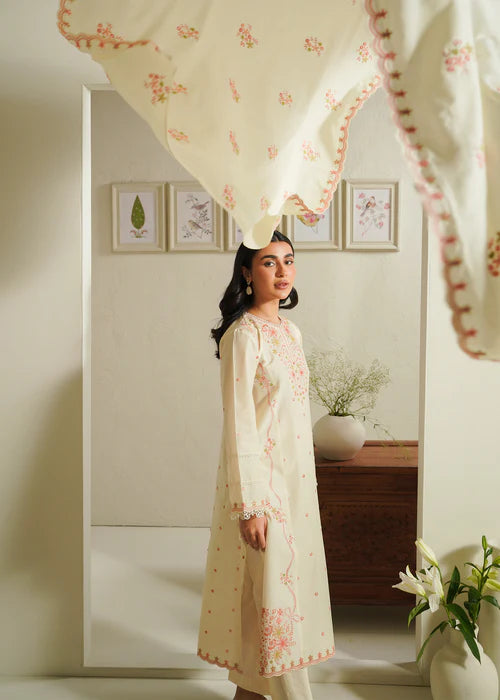 IVORY BLOSSOM| Mahiri By Cross Stitch