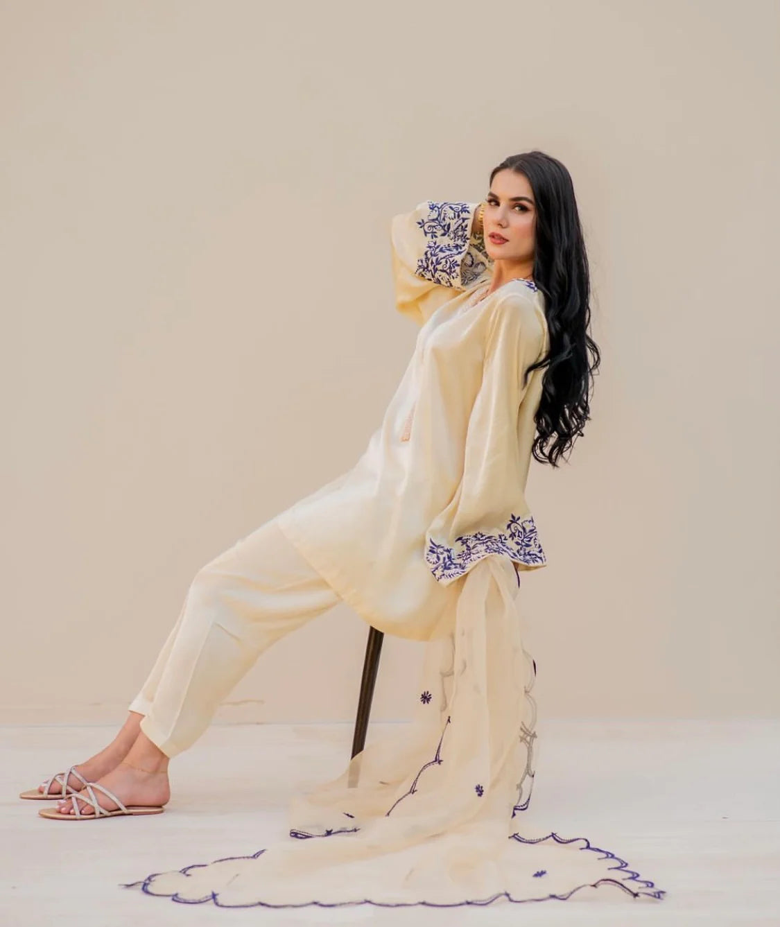 Azaleah | Shanzay Anooshay