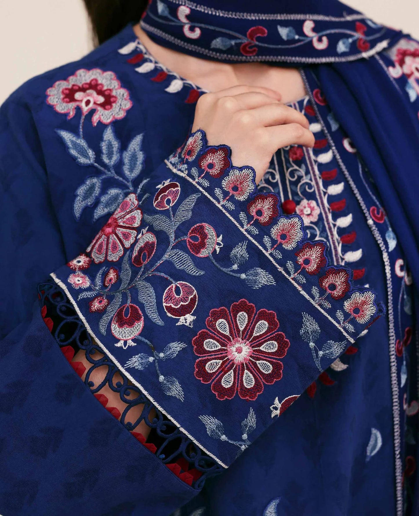 Perle | Basics Pre fall '25 | Republic Womenswear